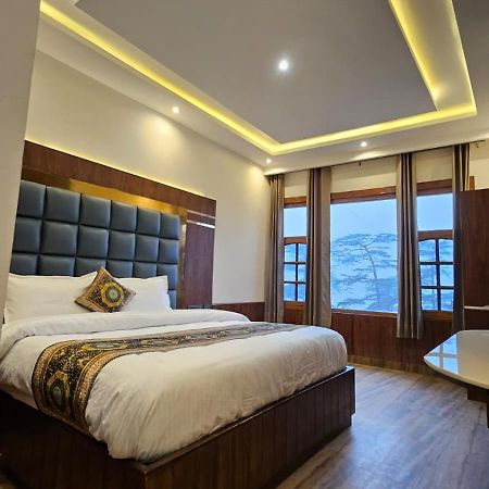 Mountain Zest- Simla Royale Near Mall Road Free Pickup From Railway Station Simla Ngoại thất bức ảnh