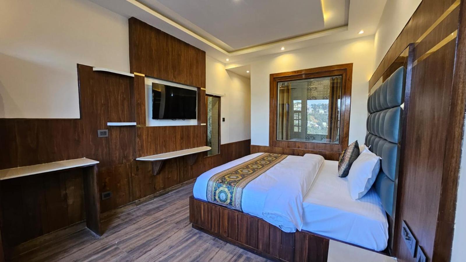 Mountain Zest- Simla Royale Near Mall Road Free Pickup From Railway Station Simla Ngoại thất bức ảnh