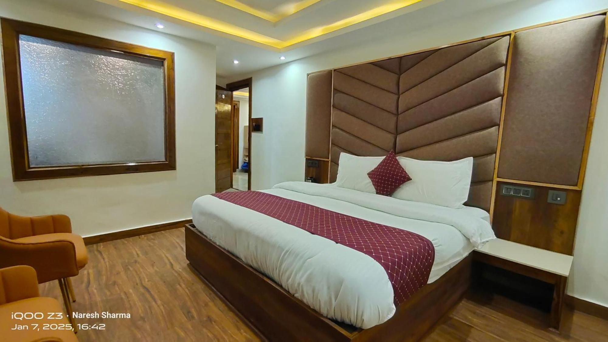 Mountain Zest- Simla Royale Near Mall Road Free Pickup From Railway Station Simla Ngoại thất bức ảnh