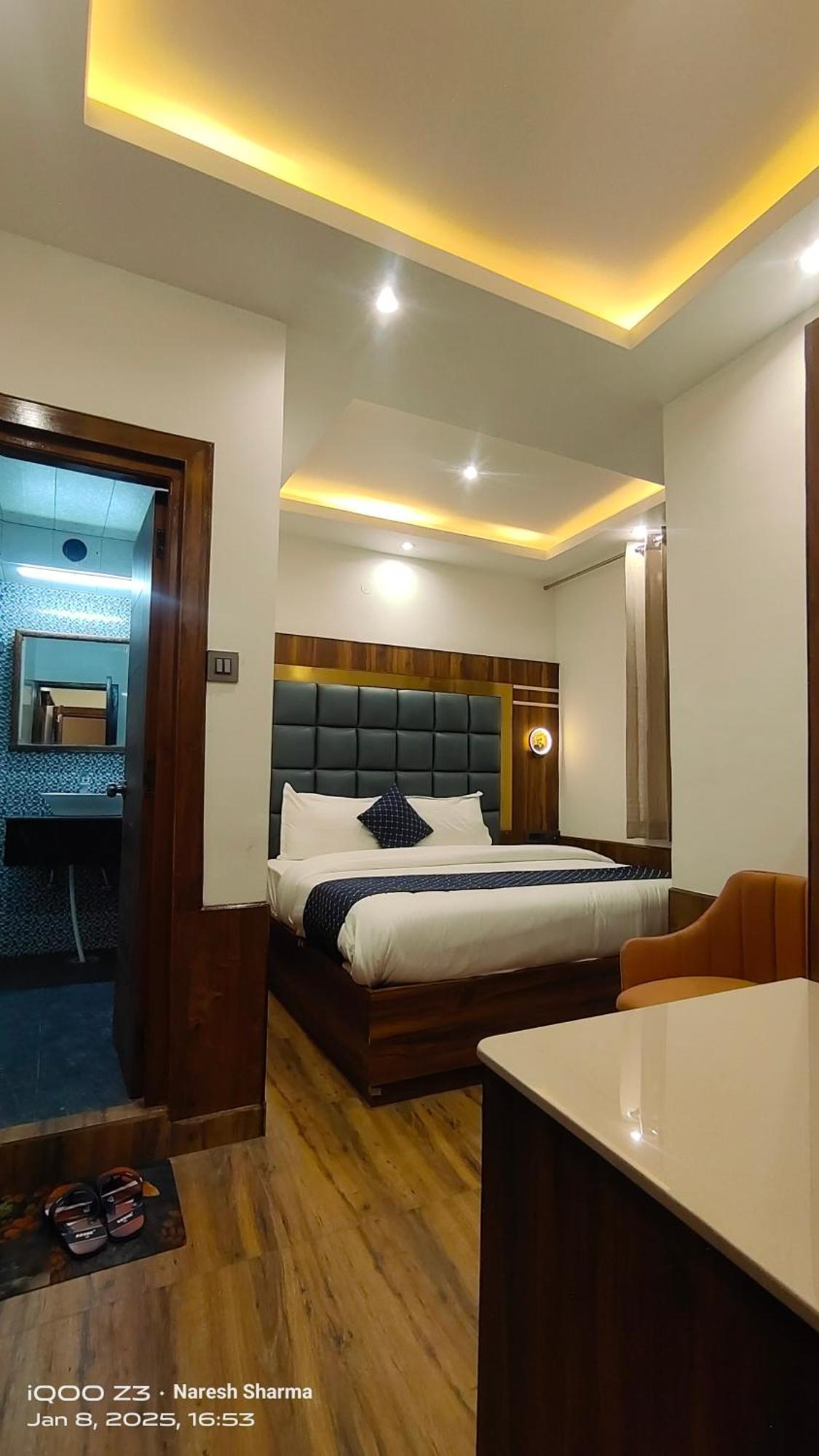 Mountain Zest- Simla Royale Near Mall Road Free Pickup From Railway Station Simla Ngoại thất bức ảnh